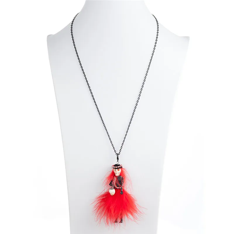 

HOCOLE New Party Halloween Skull Head Necklace Black Red Feather Dress design Doll Pendant Long Chain Necklace Fashion Jewelry