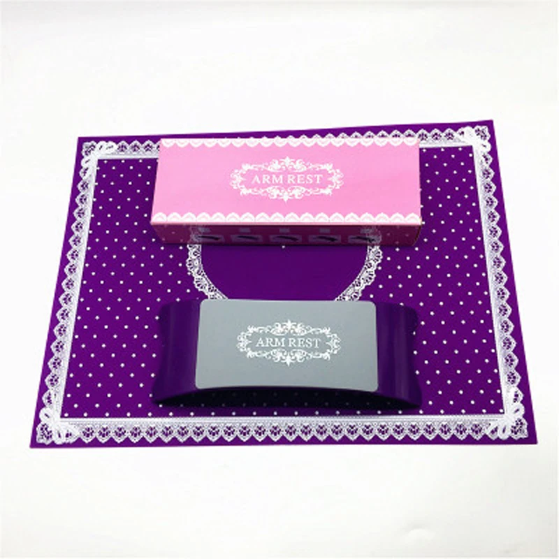 Удобная подушка для рук для маникюра из пластика A0035XX on.