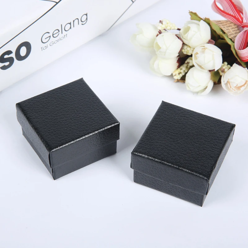 Коробка для ювелирных изделий с пористым наполнителем, украшенная черным жемчужным узором, 32 шт./лот, 5х5х3 см, упаковка для ювелирных аксессуаров и подарков H2031.