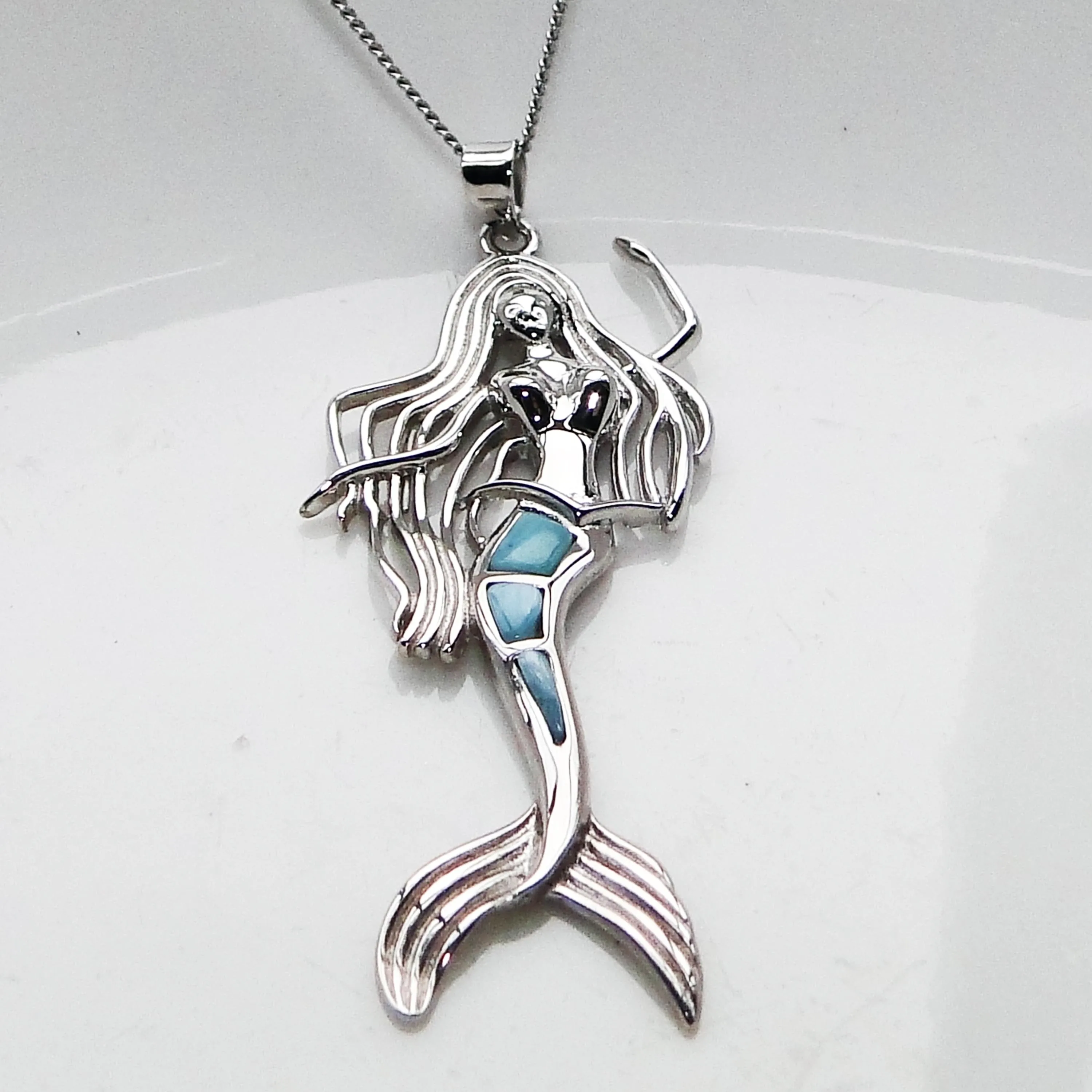 

Hot Selling Beautiful Natural Dominica Larimar Mermaid Pendant Necklace in 925 Sterling Silver Jewelry For Gift