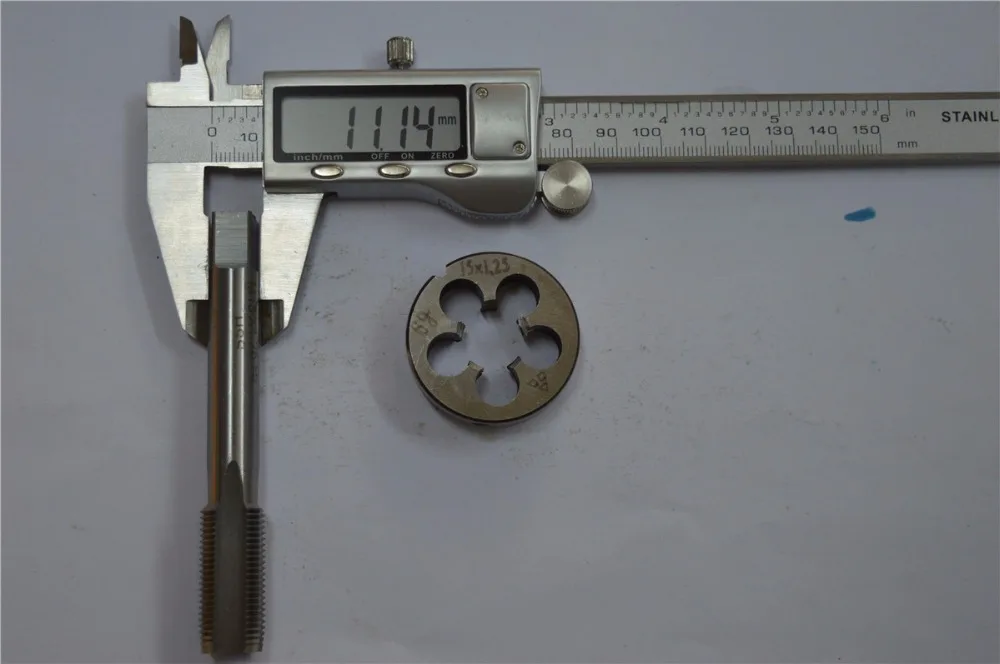 

Метчик M15 * 1,25 мм и штамп M15 * 1,25 мм, стандартный метрический Метчик M15