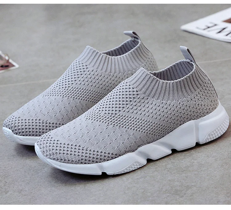 Женская обувь; Новинка года; кроссовки Flyknit; женские дышащие слипоны на плоской подошве; белые кроссовки с мягкой подошвой; повседневная женская обувь на плоской подошве; красовки