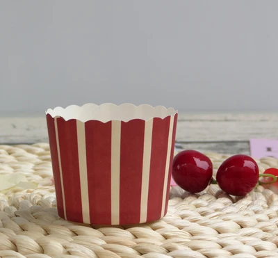 burgundy 50 X твердые/в полоску/в горошек Мини бумажные формы для выпечки чашки вкладыш Маффин кекс Дети День Рождения Бумажный чехол для торта - Цвет: burgundy