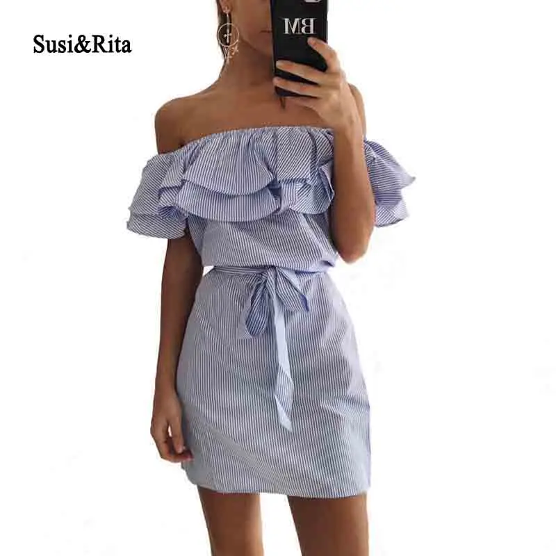 Женское летнее платье с оборками Susi & Rita модель 2020 года в полоску открытыми