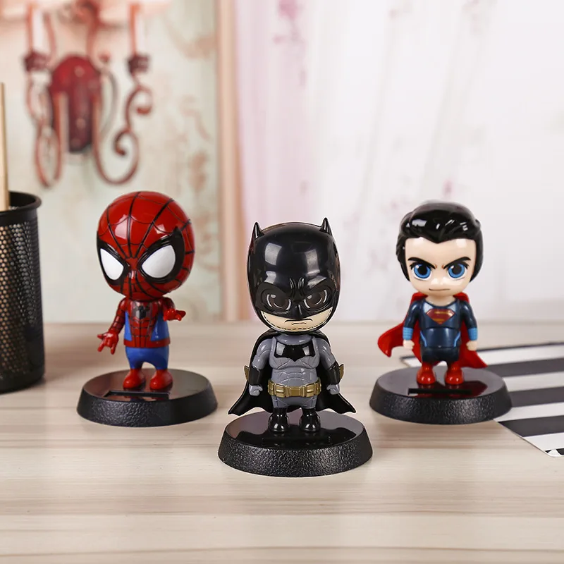 Милые солнечные танцевальные фигурки Marvel, Бэтмен, тройник, цельный качающийся танцор, солнечные игрушки, Железный человек, украшение автомобиля, подарок