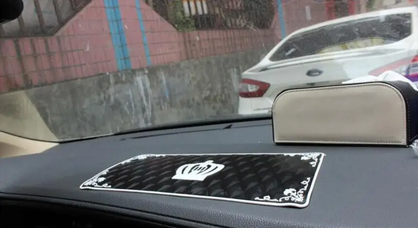 Горячий автомобиль орнамент приборной панели автомобиля коврик силиконовый коврик липкий нескользящий коврик для сотового телефона карман деньги брелок авто аксессуары