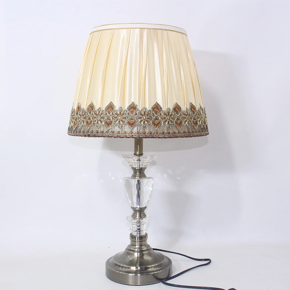 Современные Классические настольные светильники из ткани с кристаллами