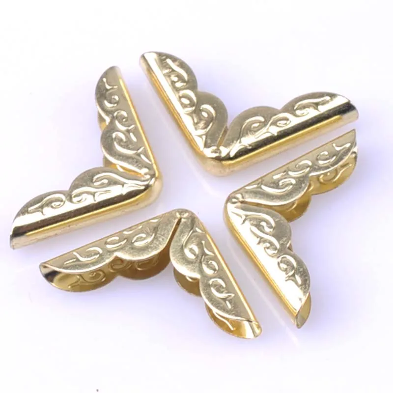 

Металлические золотые углы для книг, скрапбукинга, фотоальбомов, меню, металлические протекторы, 50 шт., CP1575, 20x20x3 мм