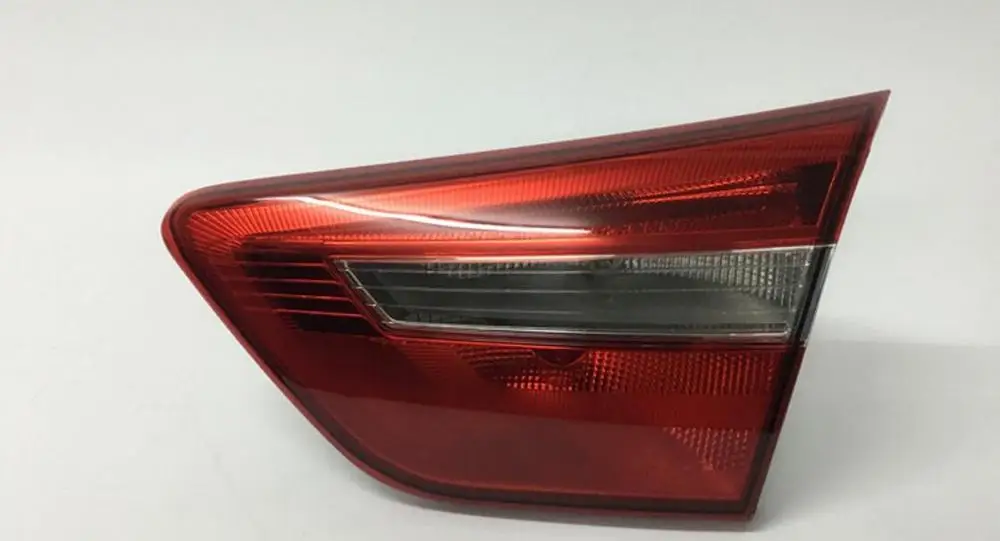 EOsuns заднего лампа фонарь заднего хода хвост светильник в сборе для hyundai ix25 creta - Цвет: right inside