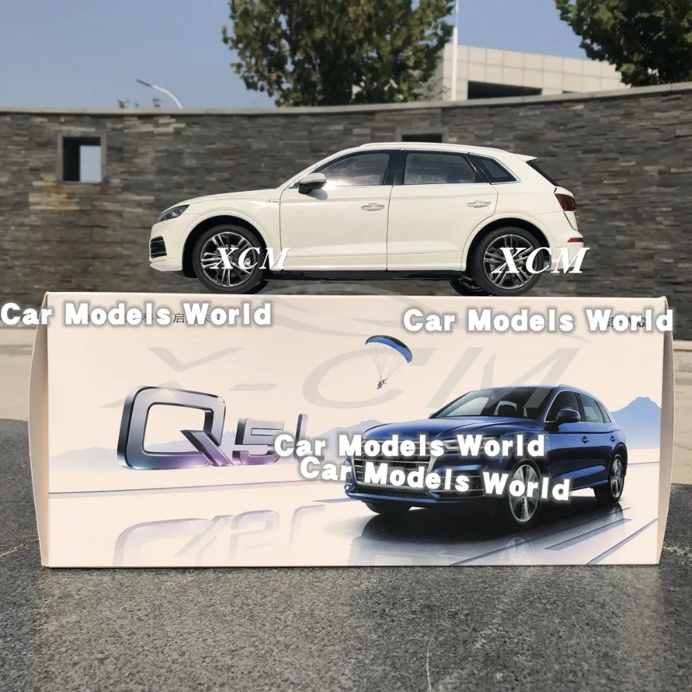 Модель литая автомобиля для внедорожника Q5L Q5 L 1:18 (белый) + маленький