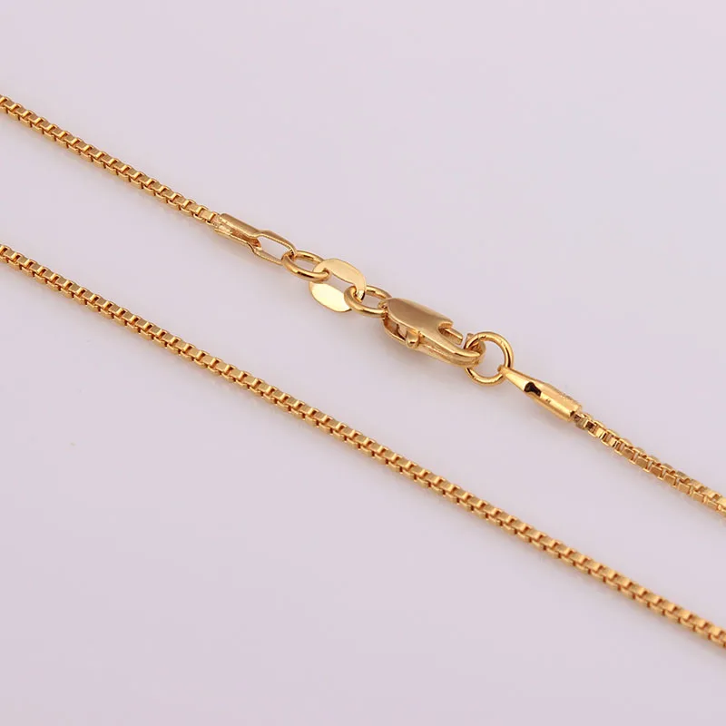 Красивое ожерелье с золотой цепочкой в коробке подарок подруге невесты