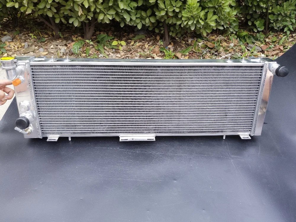 Новый трехжильный радиатор из алюминиевого сплава для Jeep Cherokee XJ / Wagoneer Truck 92 93 94 95 96