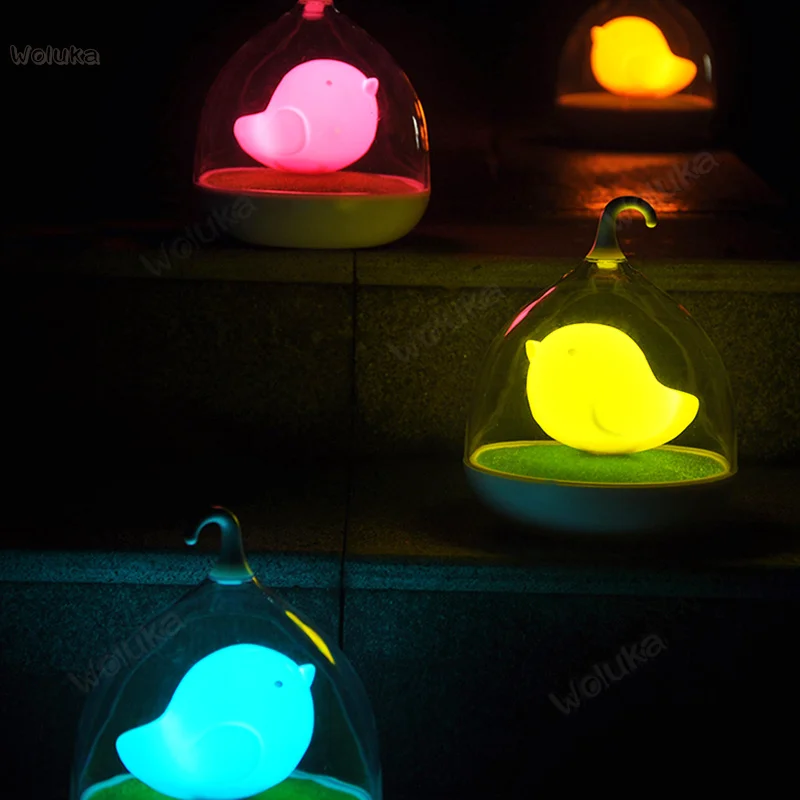 Индукционный маленький ночсветильник с зарядкой и сенсорным управлением