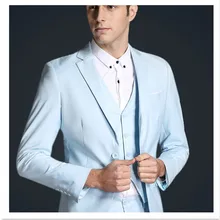 Модный новый мужской костюм светло голубого цвета с лацканами