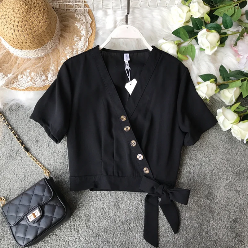 Белая женская рубашка с коротким рукавом и V-образным вырезом | Женская одежда