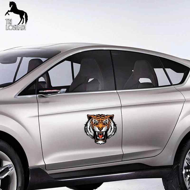 Tri Loshadi TRL344 15x14см злой тигр полноцветные наклейки на авто из ПВХ автотовары