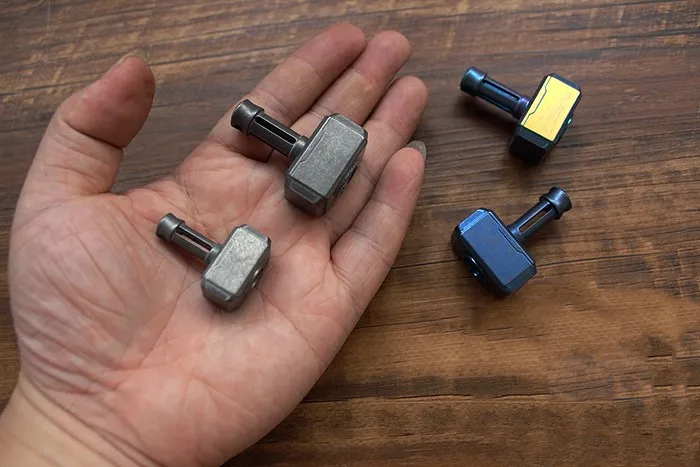 Мужской молоток из титанового сплава бусинки для ножей Тритий газовый свет