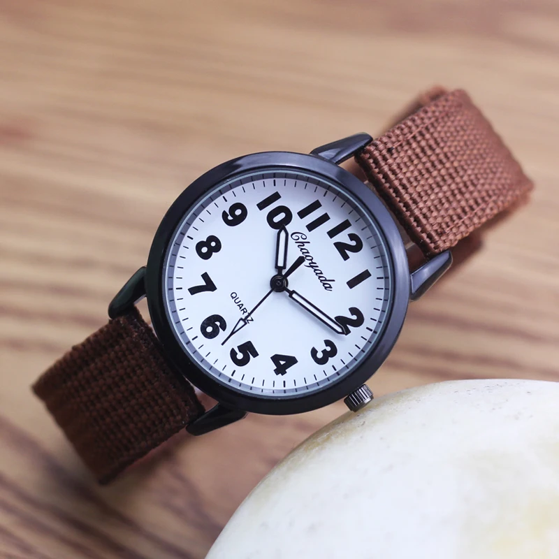 Новый бренд CYD хит продаж спортивные водонепроницаемые кварцевые часы для