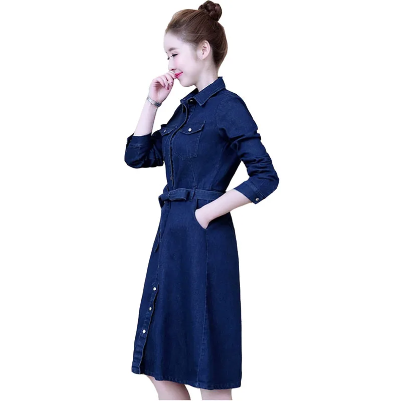 Женское джинсовое приталенное платье Элегантное однобортное выше колена с