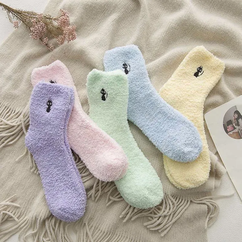 PEONFLY Embroidery dog CAT Thickening women cotton Keep Warm Sleep funny cute Socks hosiery Winter cut 5pairs/lot - Цвет: multi cat