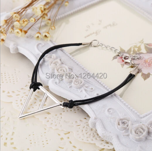 Браслеты мужские из сплава с треугольным кулоном логотипом Марса 30 Seconds To Mars 24