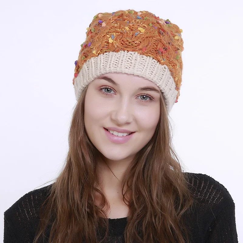 Небольшой сломанный цветок подвесной мяч смешанных цветов большой конопли