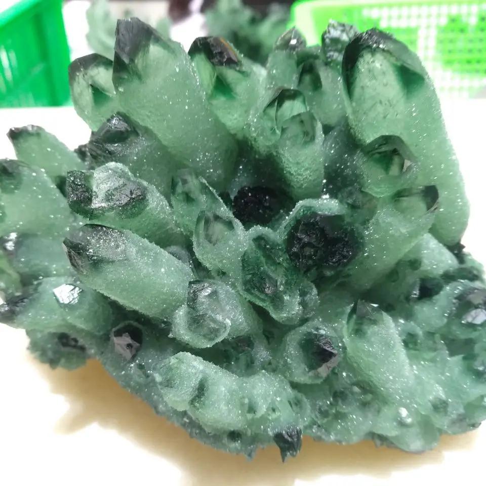 300 900 г натуральный зеленый Ghost Phantom Quartz с украшением в виде кристаллов кластера