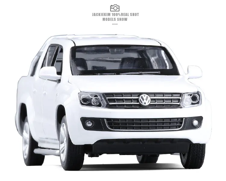 C 1:30 VW AMAROK игрушечный пикап модель автомобиля сплав оттягивание детские игрушки Подлинная коллекция лицензии подарок Акустооптическое мини - Цвет: Белый