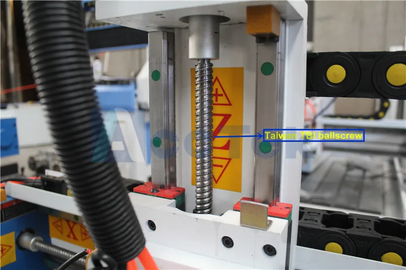 AccTek hot sale 600*400mm cnc router machine for aluminum mini advertising | Инструменты