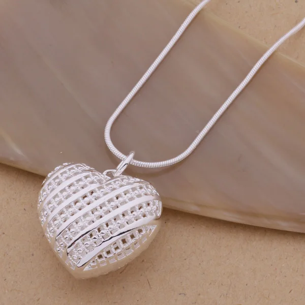 Ожерелье серебряного цвета с подвеской сердечником AN078|necklace candy|necklacnecklace girl |