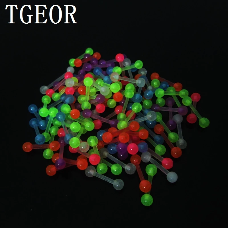 Оптовая продажа Бесплатная доставка светится в темноте гибкий серьги 100 шт. 1 2*6*3/3