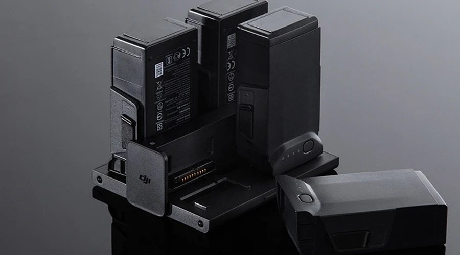 Зарядное устройство DJI Mavic Air предназначен для использования с аккумулятором Mavic Air Зарядка до четырех аккумуляторов dji mavic air