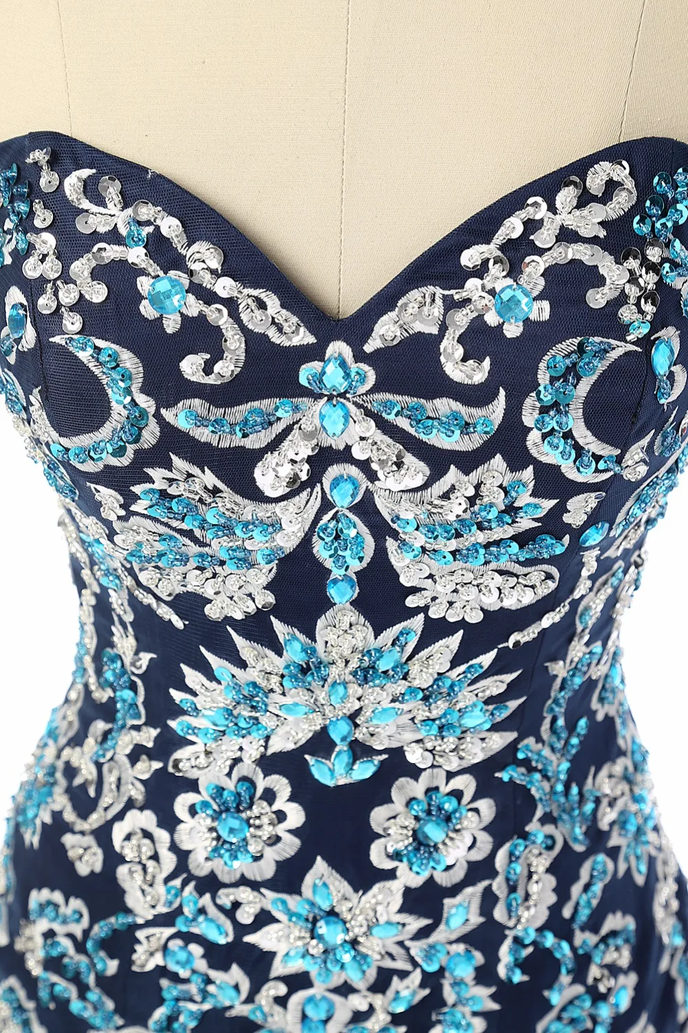 

Navy Blue Prom Dresses Mermaid Sweetheart Tulle Embroidery Crystals Backless Long Prom Gown Evening Dresses Robe De Soiree