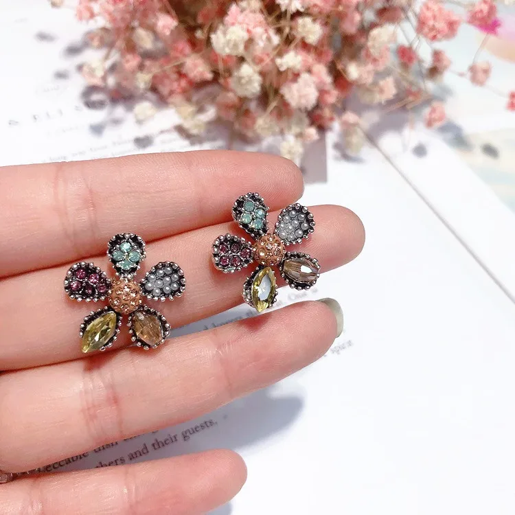Красочные хрустальные cz серьги в виде цветка винтажные гипоаллергенные fadeless
