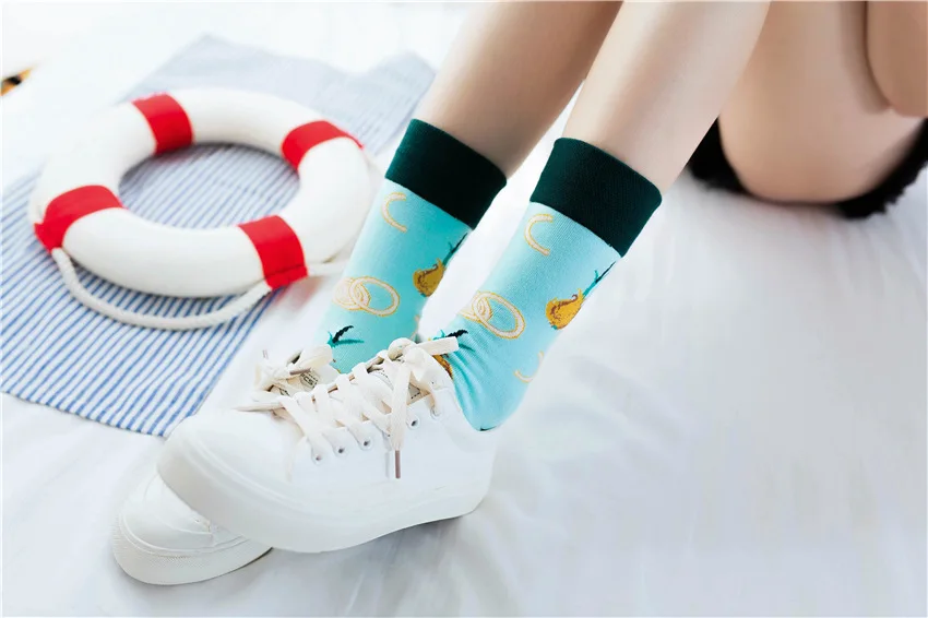New Unisex Men Women Art Painting Fruit Socks Cotton Fashion Socks Winter Warm Crew Socks Harajuku Funny Socks Cute High Hosiery