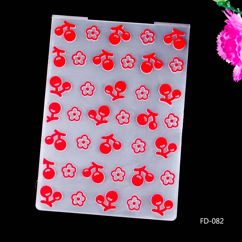 FD-082 AZSG Новое поступление Красочные heart-shaped тиснение пластины дизайн DIY бумага резка Скрапбукинг пластиковый с тиснением папка - Цвет: FD-082