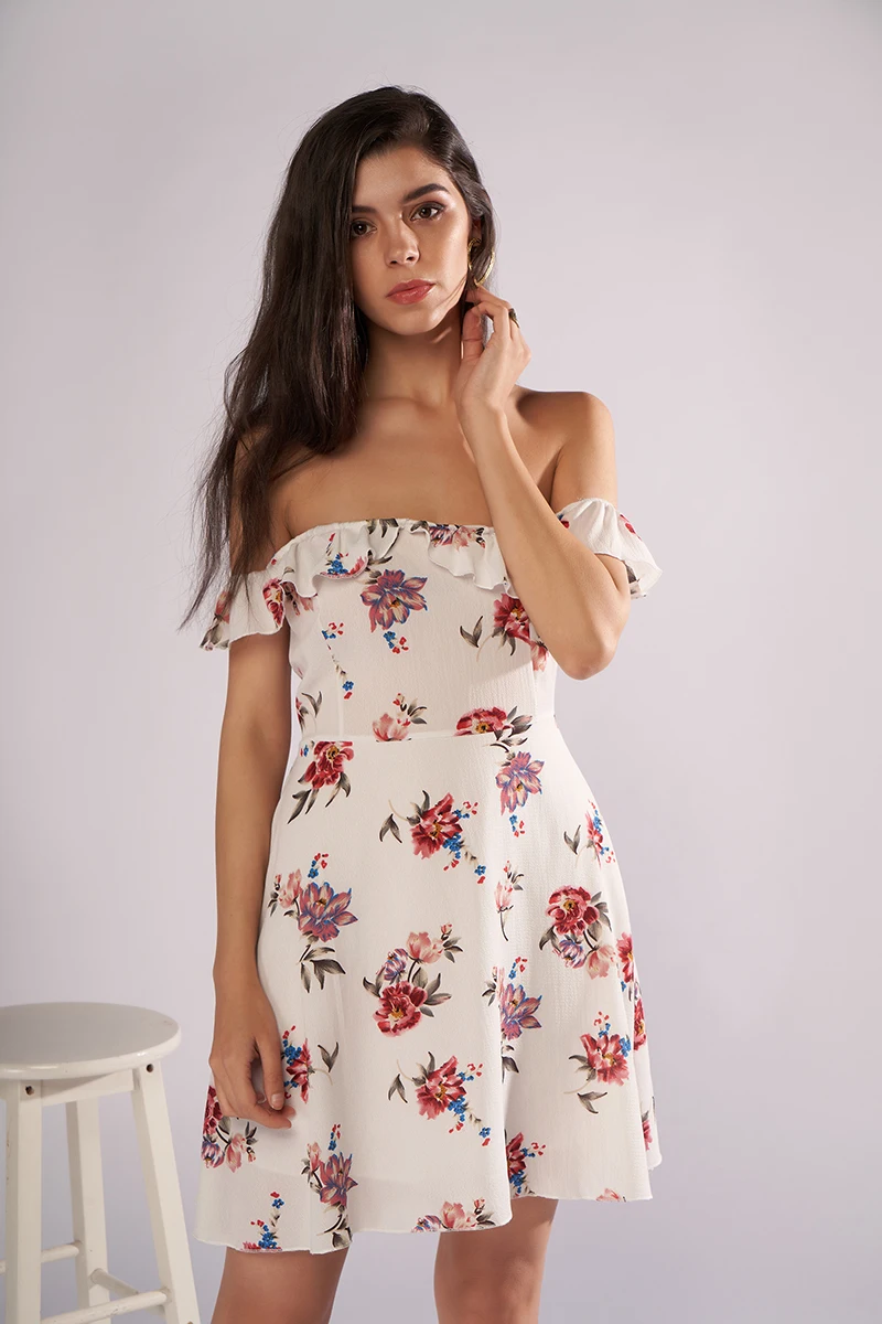 

2019 Summer New Wrapped Strapless Ruffle Trim Band High Waist Print Dress Girlish Style Red Rose Flower Dress