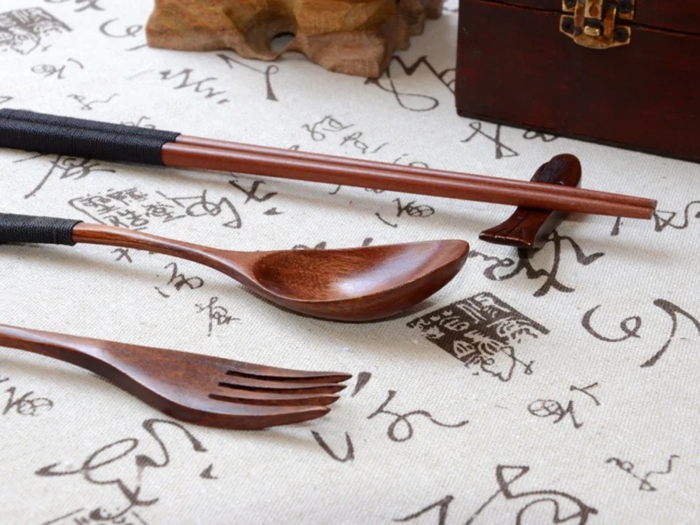 

5 Sets Chinese Vintage Wooden Chopsticks Spoon Fork Tableware 3pcs/set Tableware New Gift Table Dinnerware Cutlery Set 8.5cm,fol
