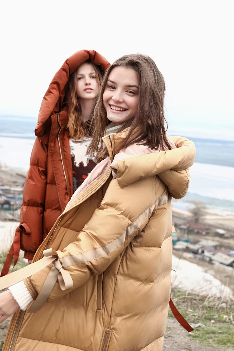 Amii минималистичный женский пуховик с капюшоном, зима, повседневный однотонный пэчворк, 90% белый утиный пух, светильник, женские длинные парки, пальто