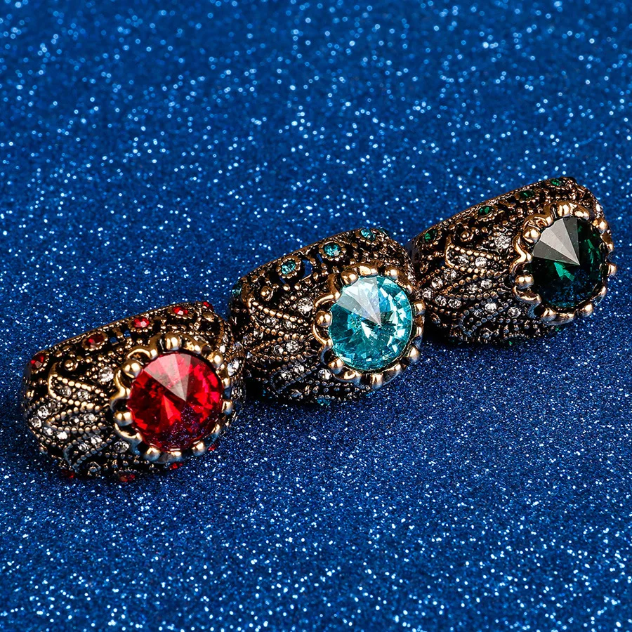 Женское кольцо с красным кристаллом Винтажное для помолвки в стиле панк мозаикой