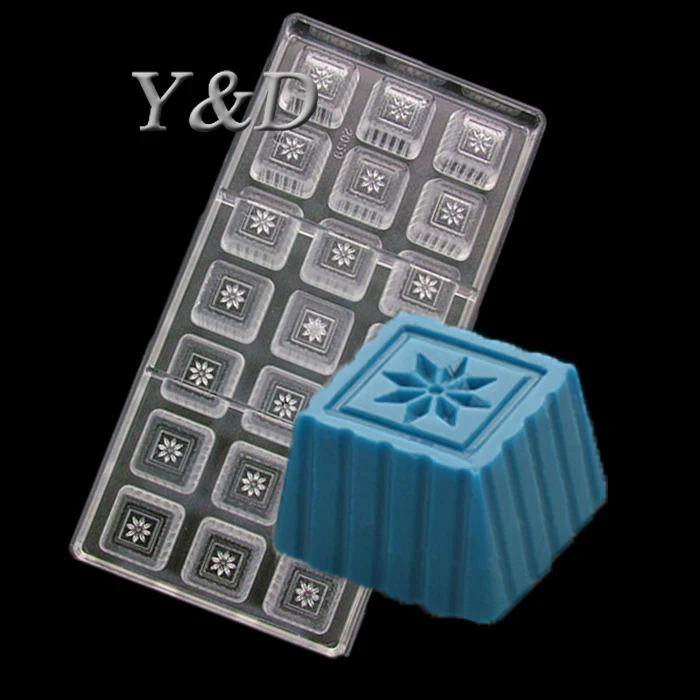 

3 D DIY Clear Box Plum Snowflakes Flower Hard Polycarboate Baking Mold Chocolate Maker PC Desser Mould