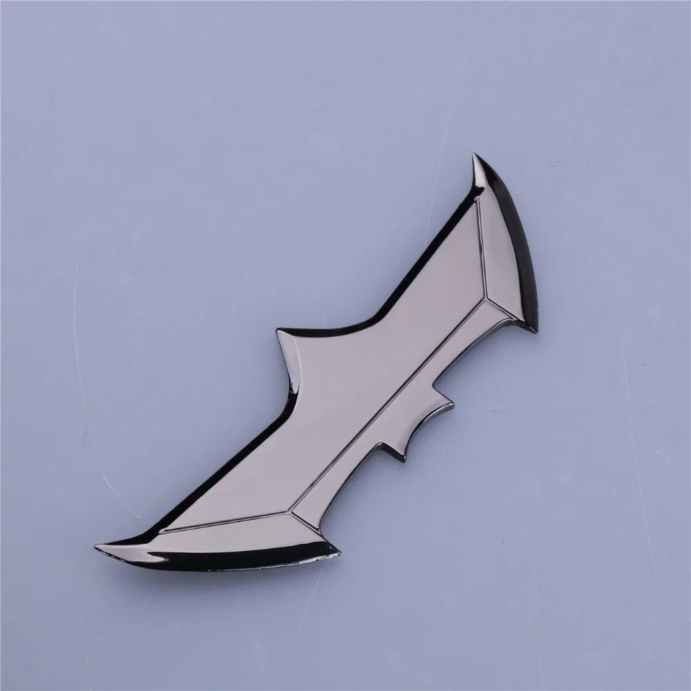 Бэтмен против Супермена: Рассвет Справедливости металлическое оружие летучая