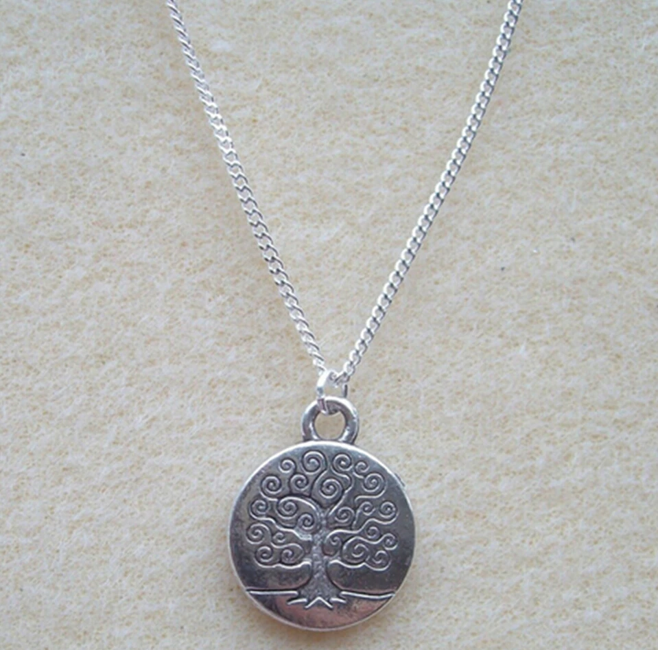 Пентаграмма и богиня плодородия древо жизни трикета троица треугольник Турция