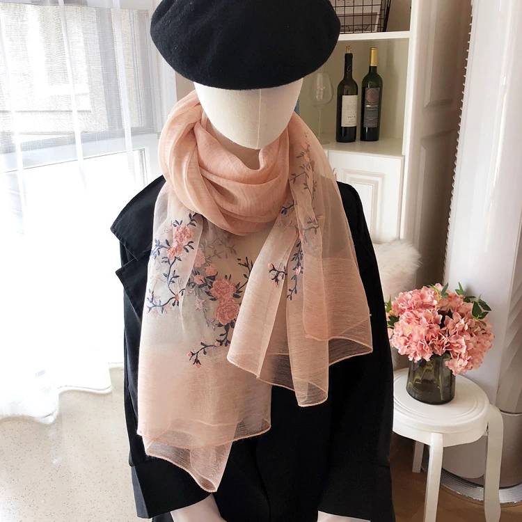 Высококачественный шелк из Ханчжоу с вышитым цветком сливы серый/розовый/синий