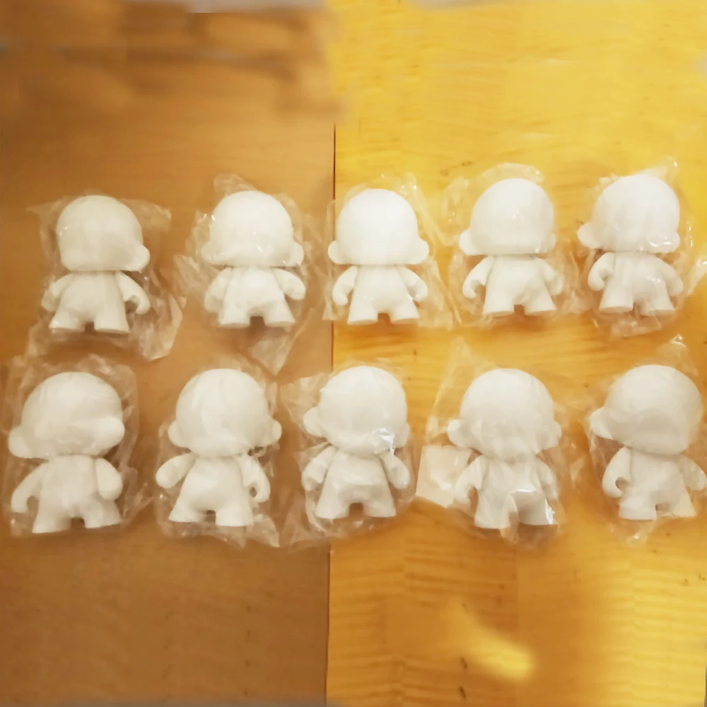 30pcs 4 inch Kidrobot Dunny DIY Paint Action Figure White Color With Opp Bag 12cm Unpainted Doll World Doll Toy2R