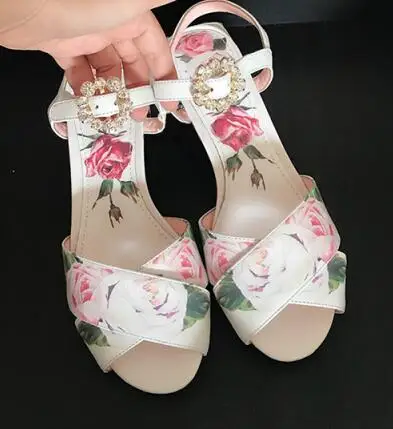 high heel Qianruiti/Sandalias Mujer; коллекция года; сезон лето; свадебные туфли с прозрачными стразами и шипами; квадратный каблук; принт с розами; кожаные женские босоножки; цвет белый, розовый - Цвет: high heel