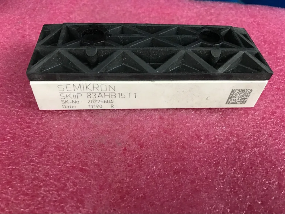 

Freeshipping SKIIP83AHB15T1 SKIIP 83AHB15T1