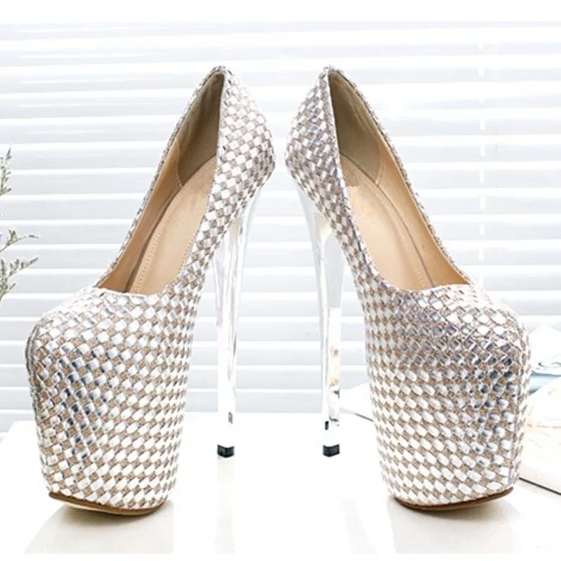 Женские туфли с закрытым круглым носком Ever after серебристые лодочки на очень