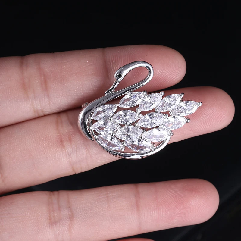 Женская Брошь в виде лебедя белая брошь с австрийским кристаллом булавка для