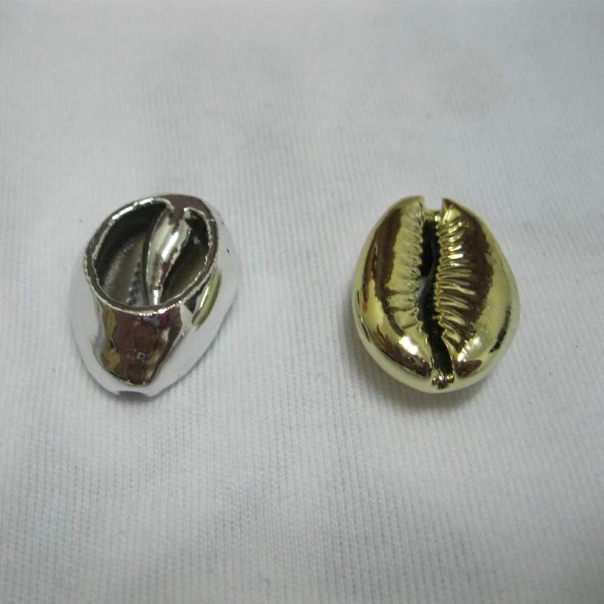 Распродажа! Подвеска из ракушек с Каури Маленькая подвеска золотой морской